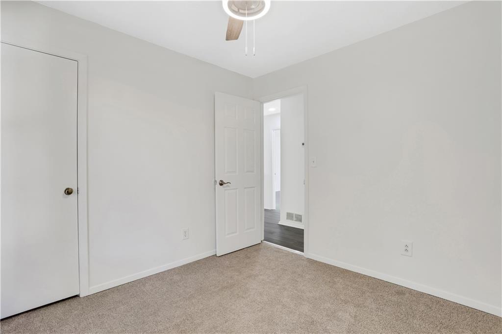 6308 E Windsor Lane Property Photo 17