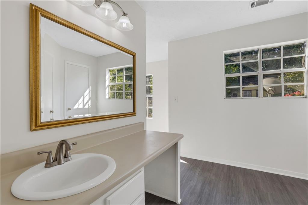 6308 E Windsor Lane Property Photo 24