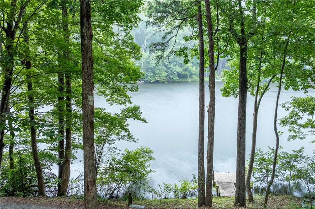 427 N Lake Drive Property Photo 6
