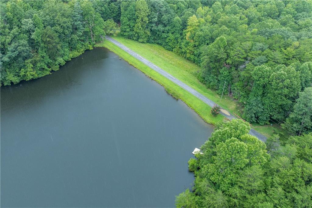 427 N Lake Drive Property Photo 8