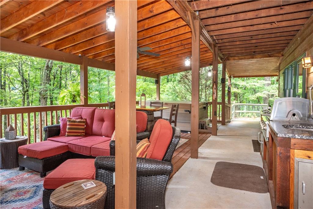427 N Lake Drive Property Photo 47