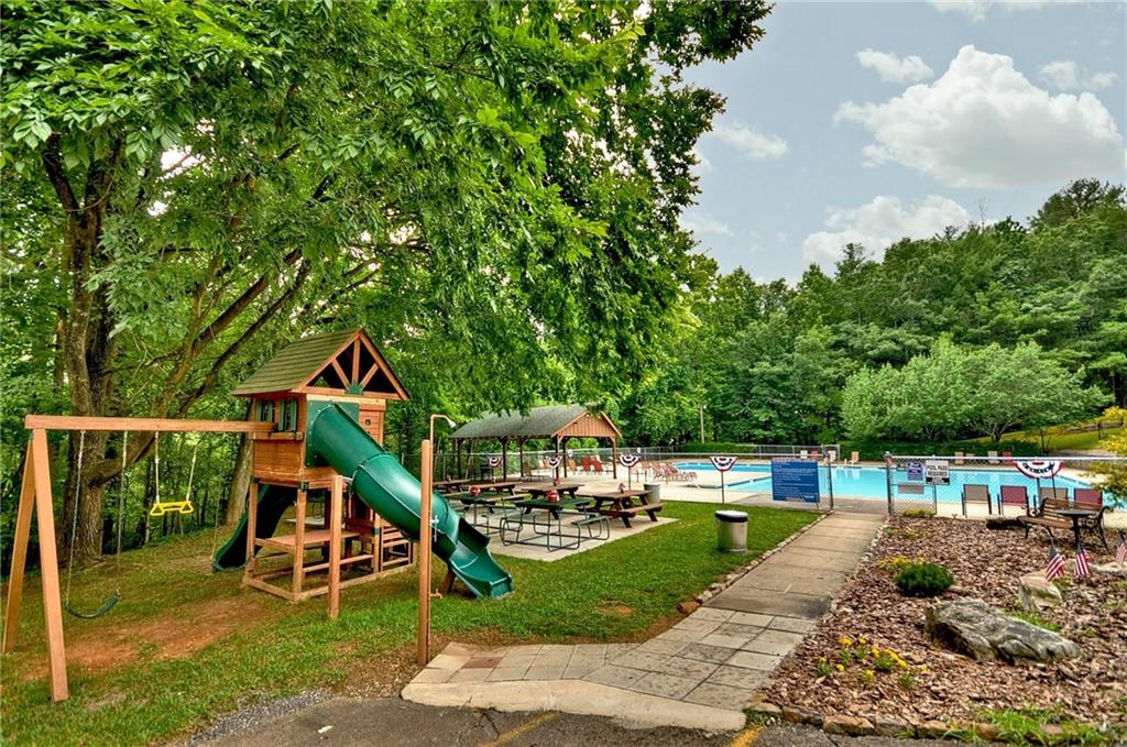 427 N Lake Drive Property Photo 62