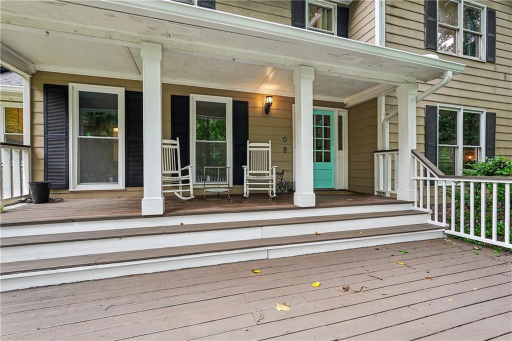 3743 Sawanee Drive Property Photo 1