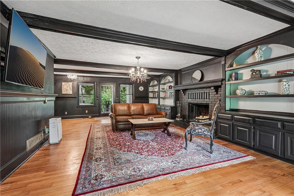 3743 Sawanee Drive Property Photo 15