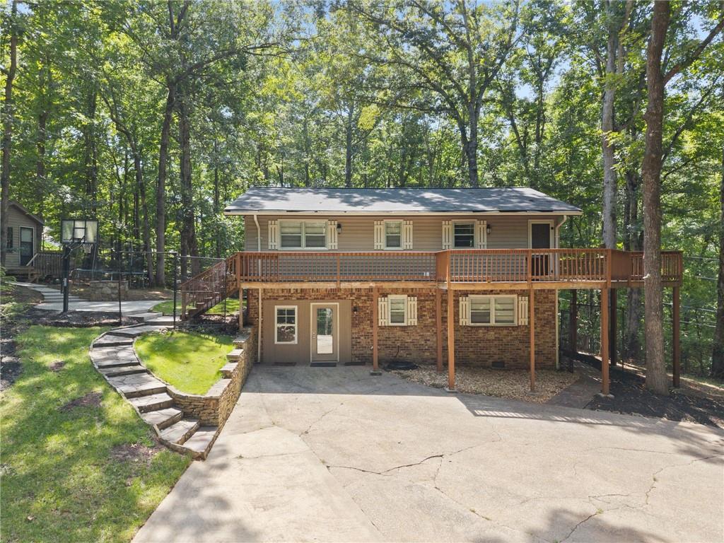 7803 Beachwood Drive Property Photo 1