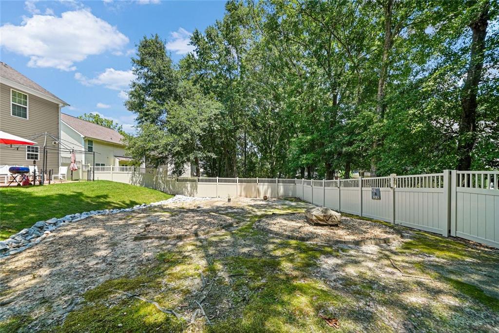2432 Temple View Drive Property Photo 17