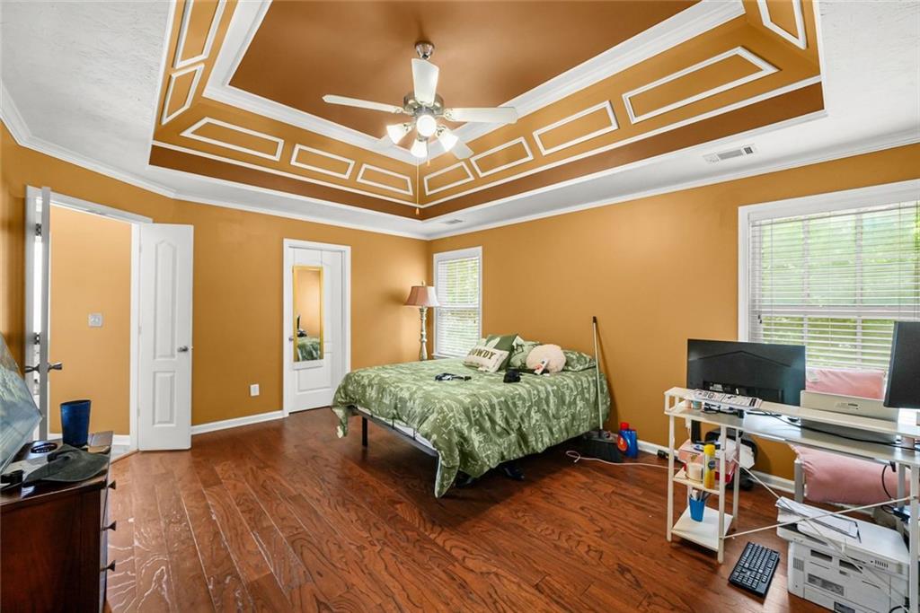 2432 Temple View Drive Property Photo 39