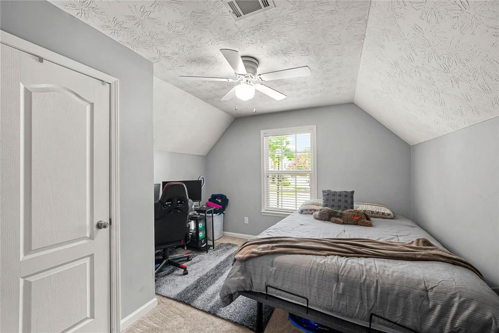 2432 Temple View Drive Property Photo 46