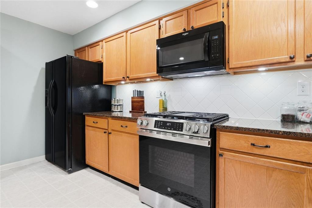 872 Wheatfields Court Property Photo 14