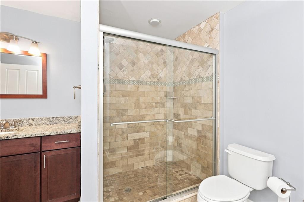 7815826 Property Photo 14