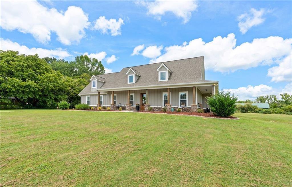 1303 Sandhill Hickory Level Road Property Photo 1