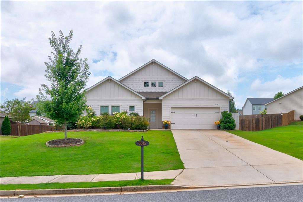 6545 Trailway Trace Property Photo 1