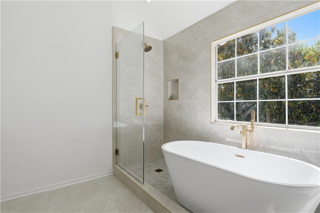 3255 Clifton Farm Drive Property Photo 5