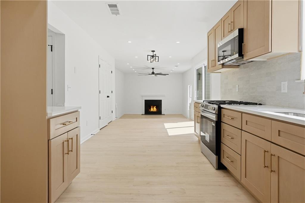 3255 Clifton Farm Drive Property Photo 6