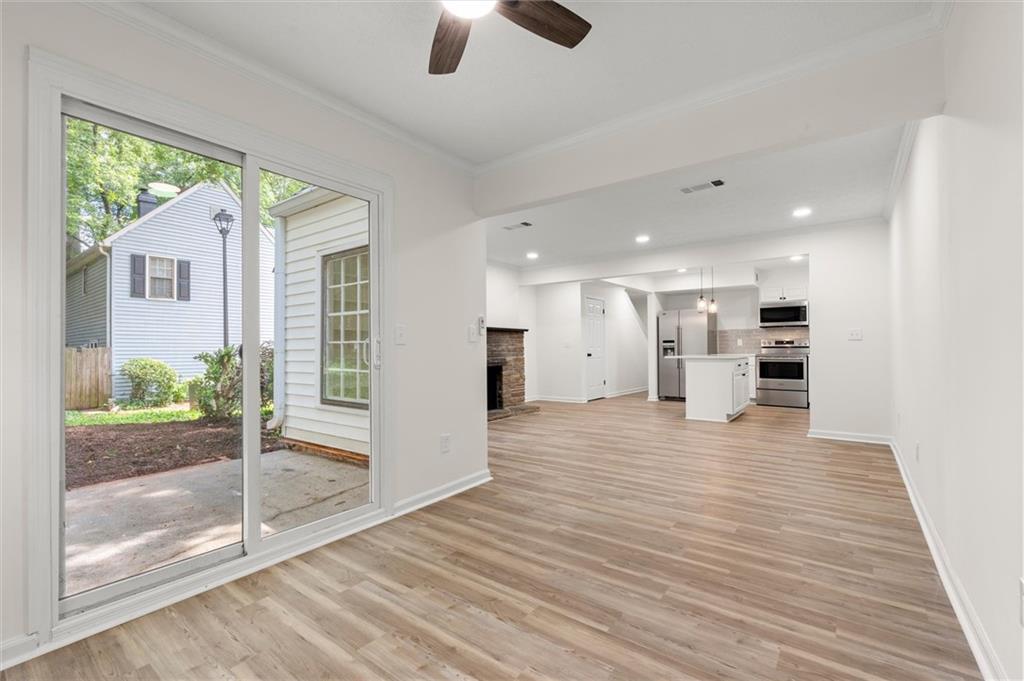4147 N Gloucester Place Property Photo 13