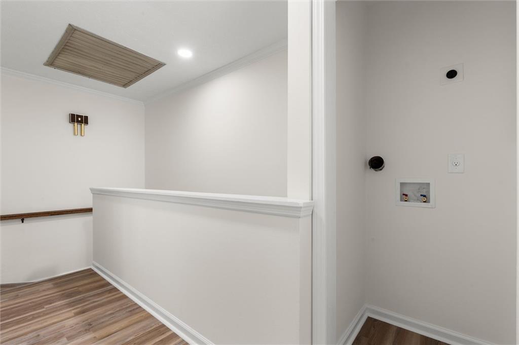 4147 N Gloucester Place Property Photo 27