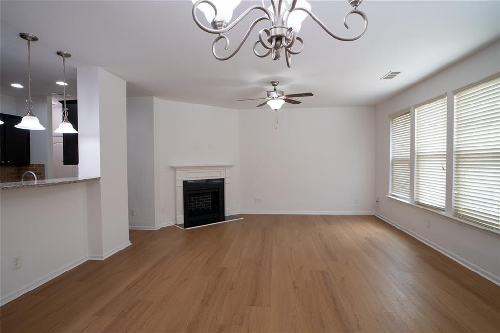 2306 Bellyard Drive Property Photo 4