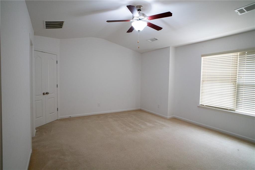 2306 Bellyard Drive Property Photo 12