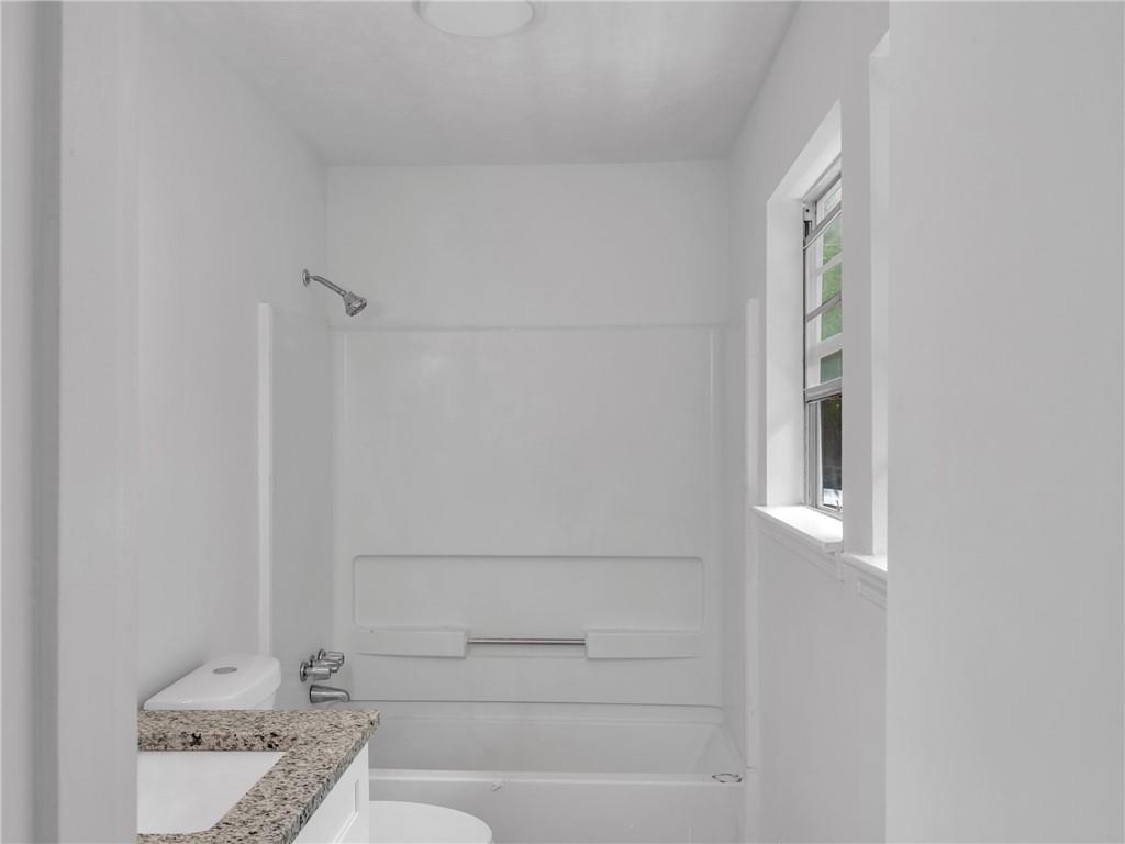 1765 Tilden Avenue Property Photo 10