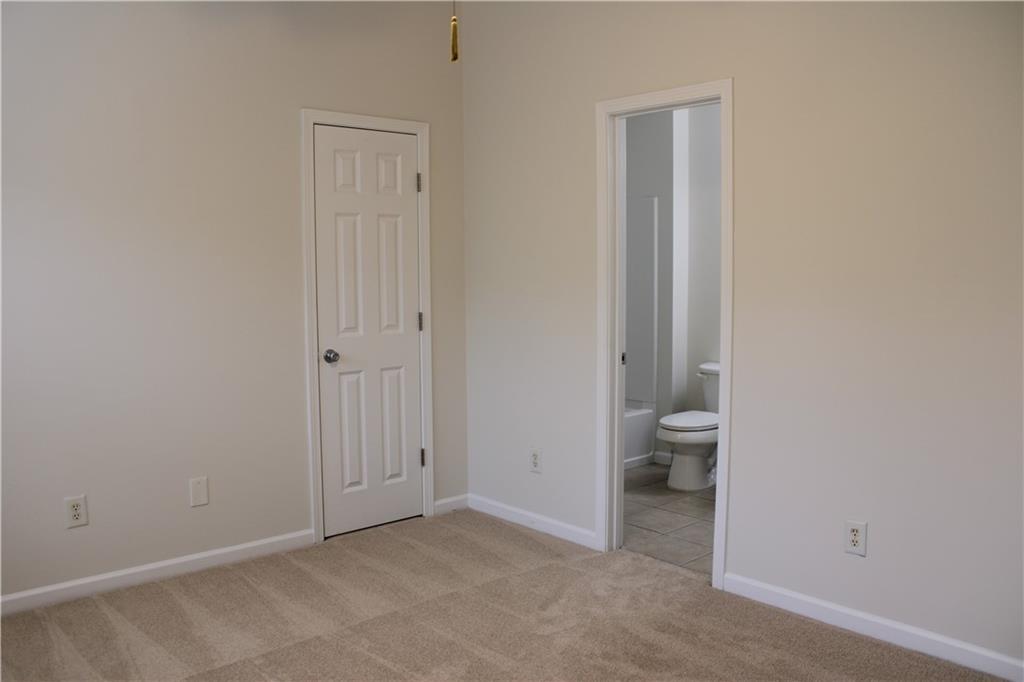 2059 Liberty Court Nw Property Photo 4