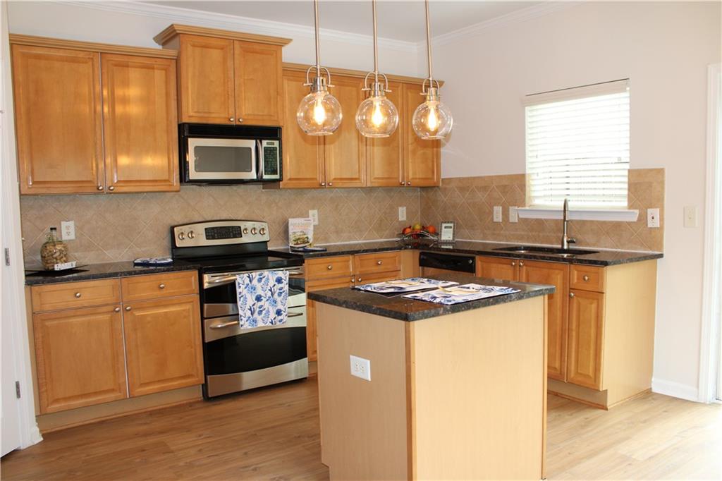 2059 Liberty Court Nw Property Photo 10