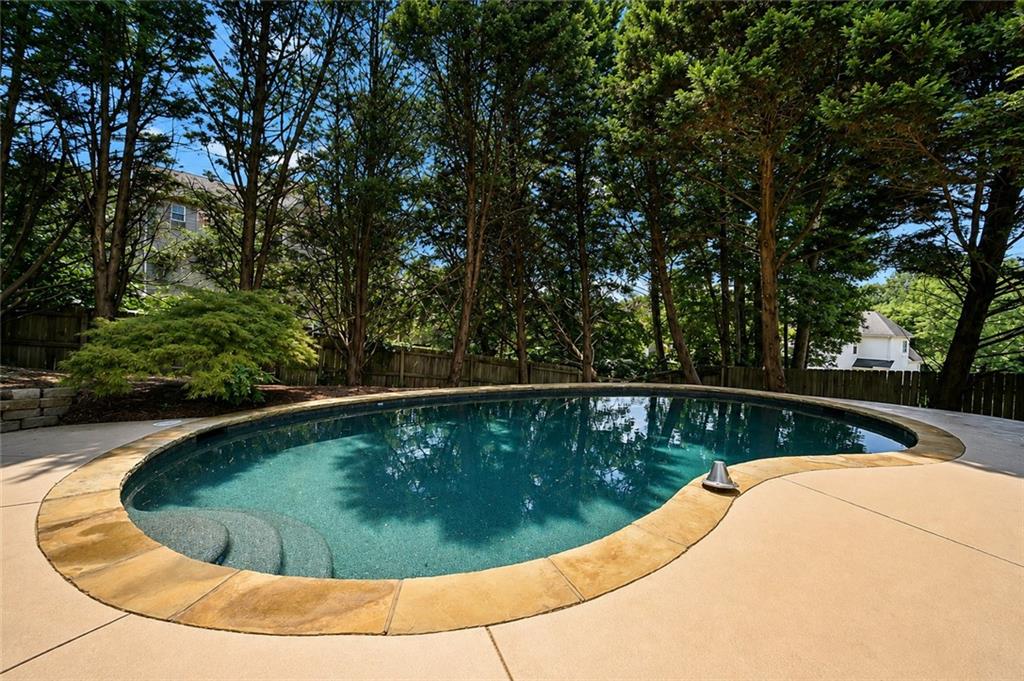 529 Morning Place Way Property Photo 2