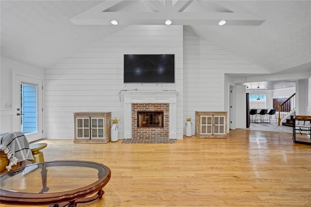 529 Morning Place Way Property Photo 6