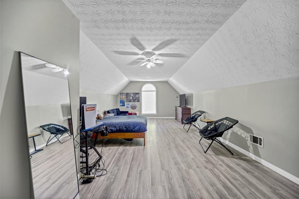 529 Morning Place Way Property Photo 14