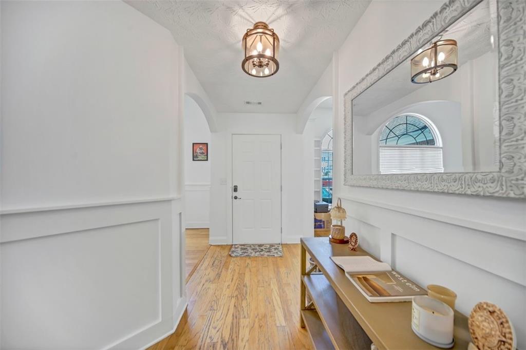 529 Morning Place Way Property Photo 16