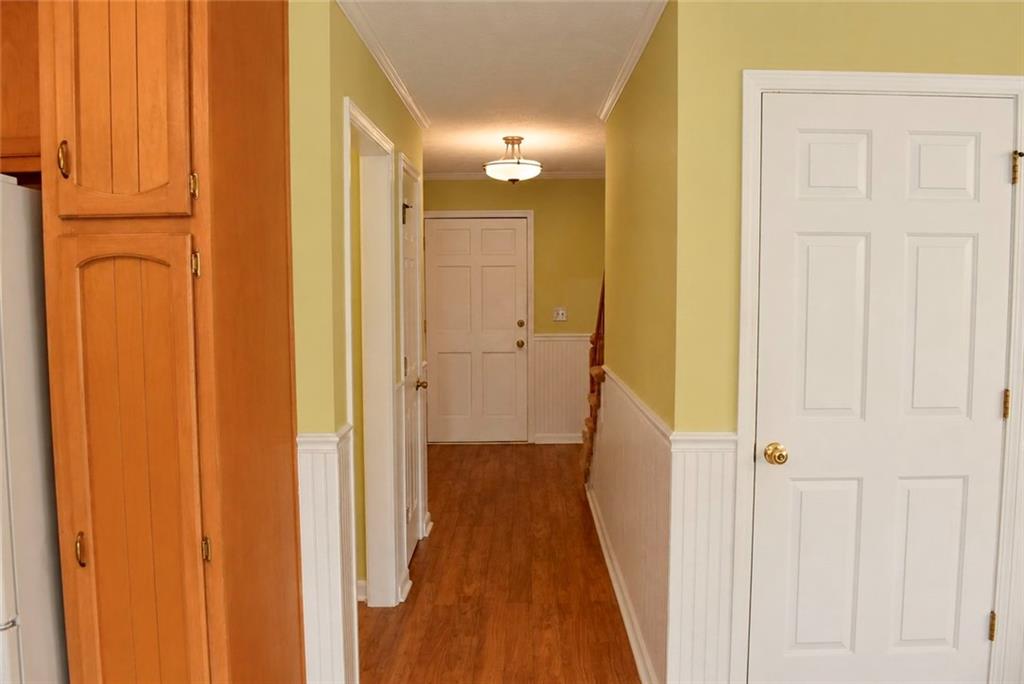 823 Ridge Avenue Property Photo 5