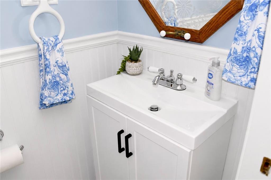 823 Ridge Avenue Property Photo 12
