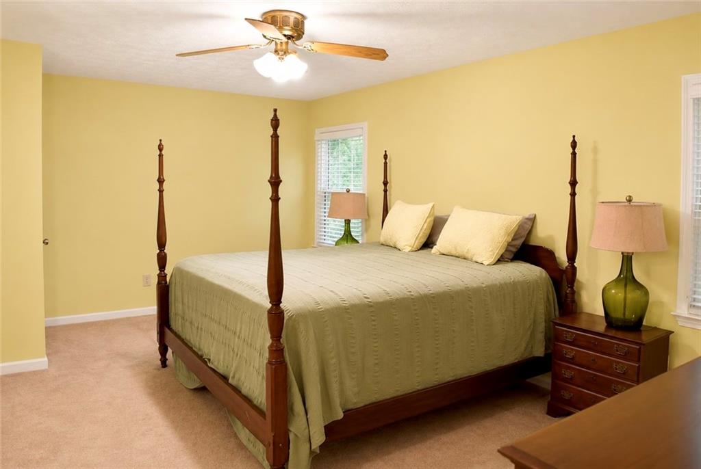 823 Ridge Avenue Property Photo 14