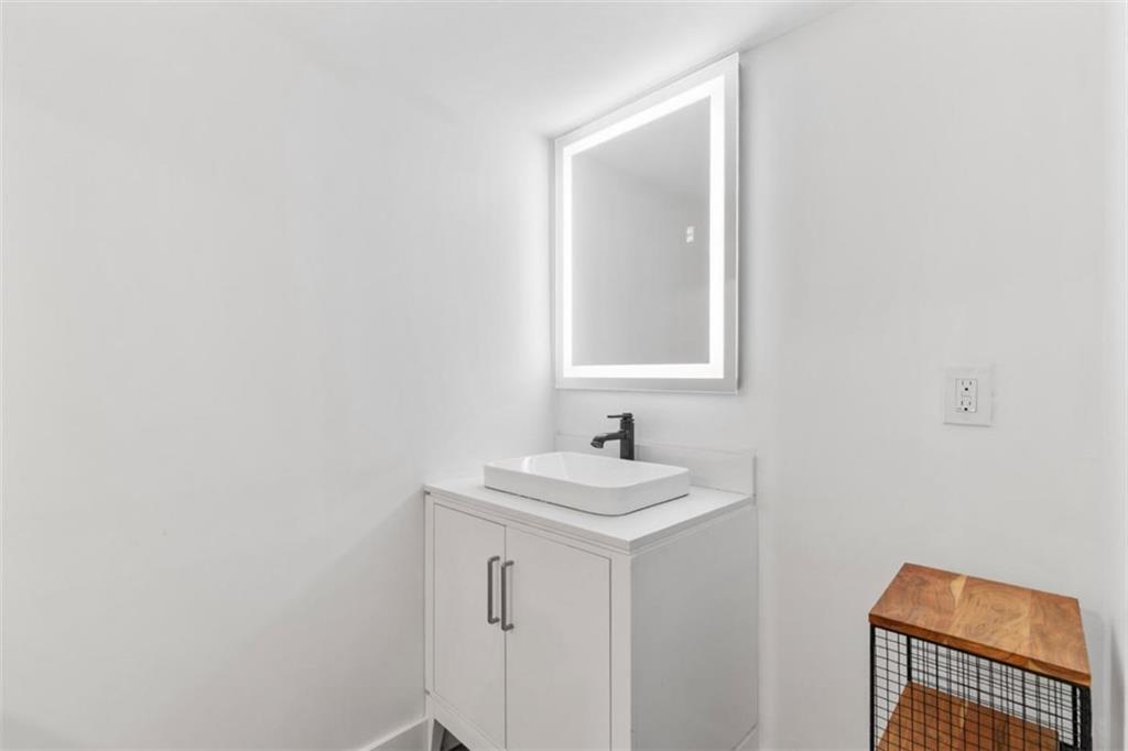 1905 Windemere Drive Property Photo 27