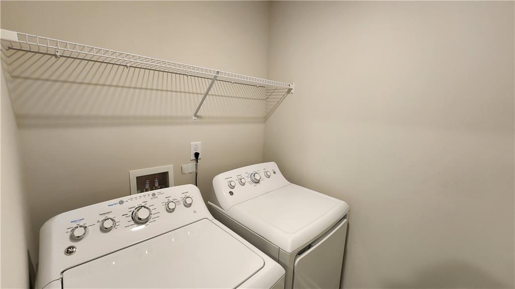 3134 Ellenton Drive Property Photo 13