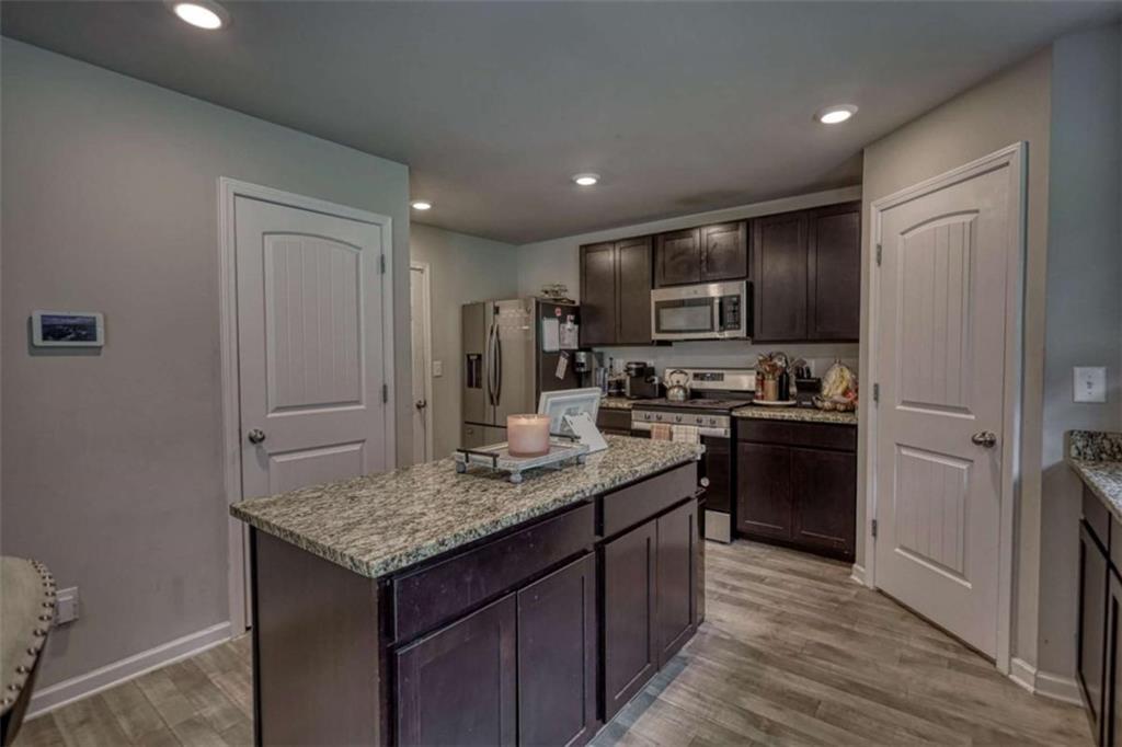 95 Bridgemill Drive Property Photo 14
