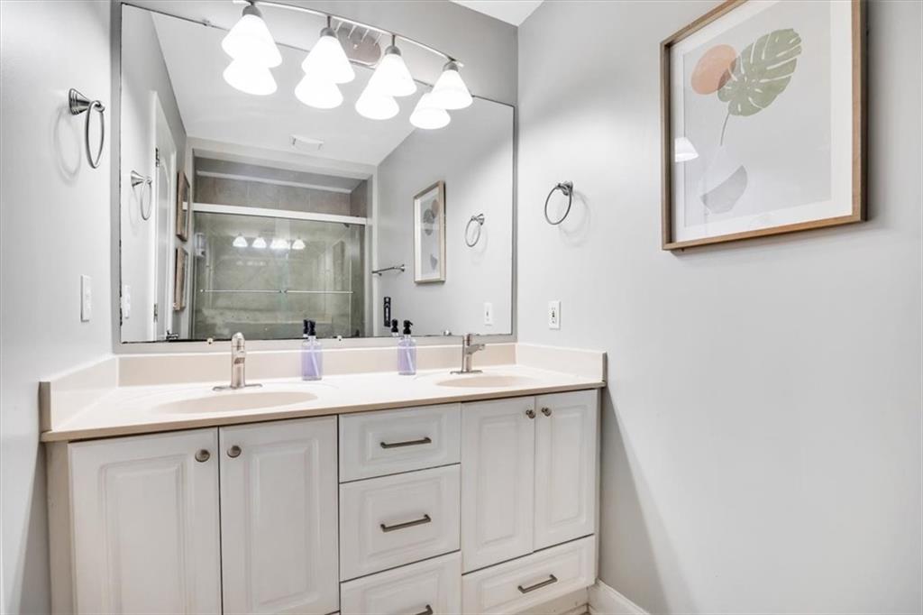1010 Burton Drive Ne Property Photo 28