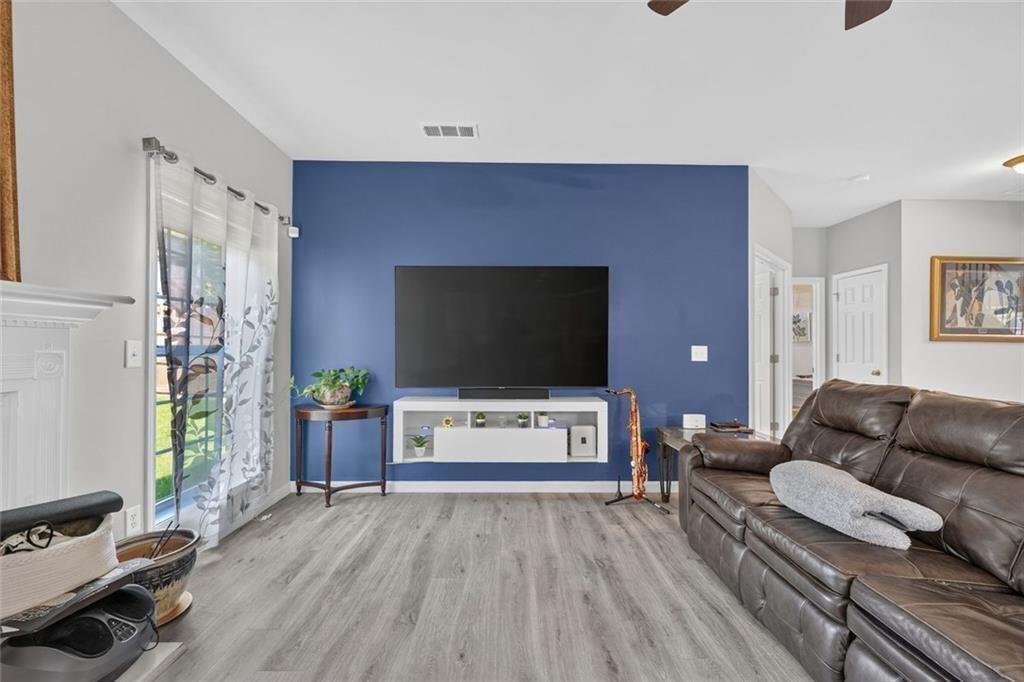 787 King Sword Court Se Property Photo 19