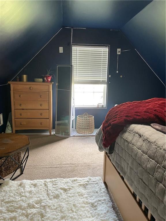 109 Presidential Lane Property Photo 4