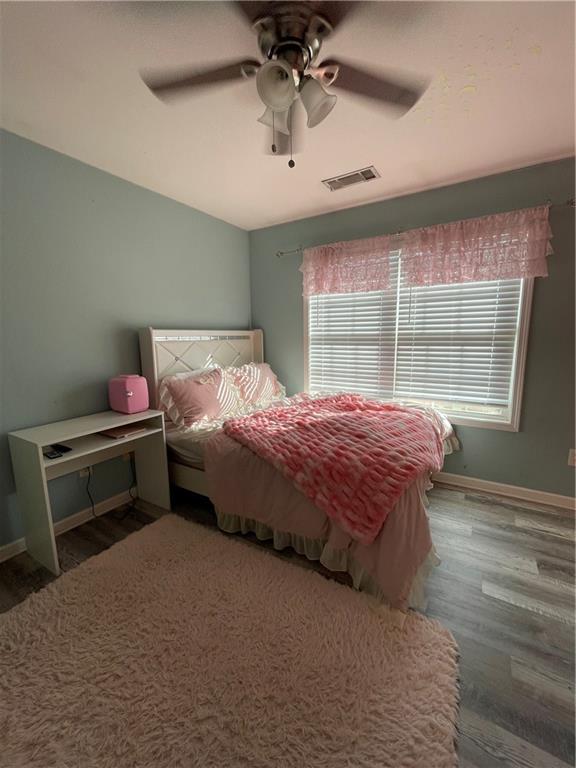 109 Presidential Lane Property Photo 22