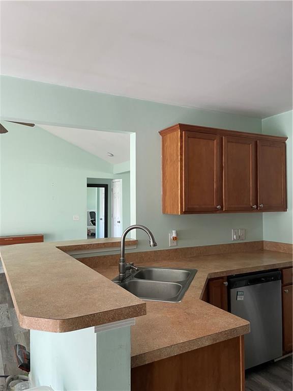 109 Presidential Lane Property Photo 35