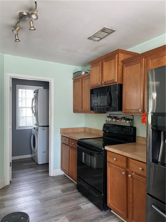 109 Presidential Lane Property Photo 39