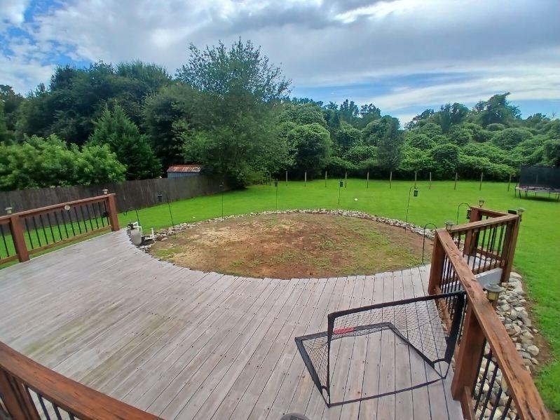 109 Presidential Lane Property Photo 79