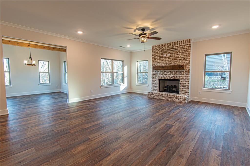 386 Mulberry Circle Property Photo 6