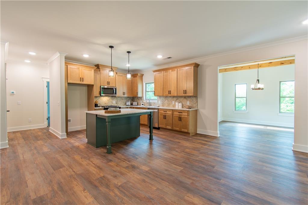 386 Mulberry Circle Property Photo 10
