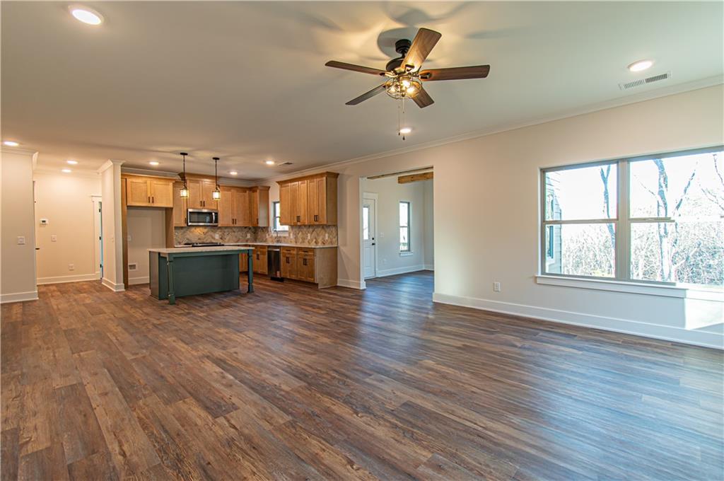 386 Mulberry Circle Property Photo 12