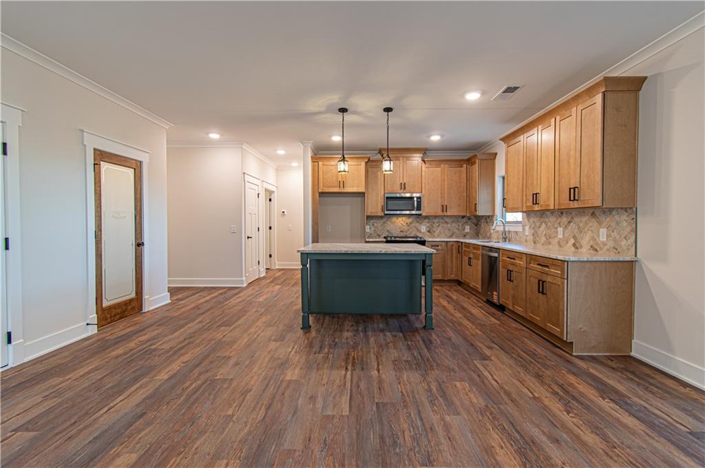 386 Mulberry Circle Property Photo 13
