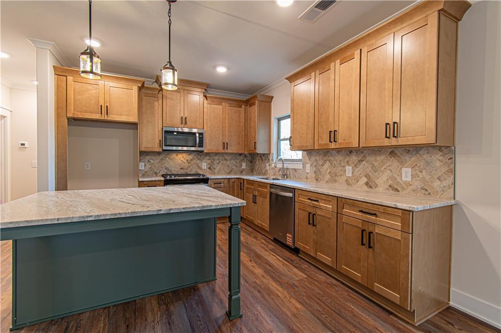 386 Mulberry Circle Property Photo 14