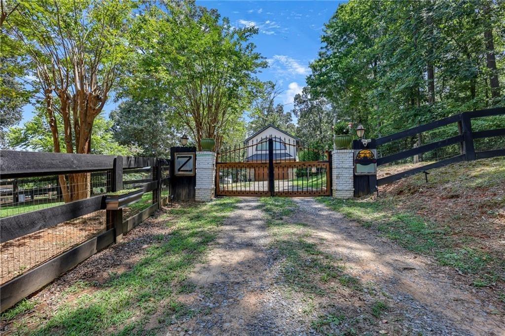 268 Creek Bank Drive Unit A Property Photo 3