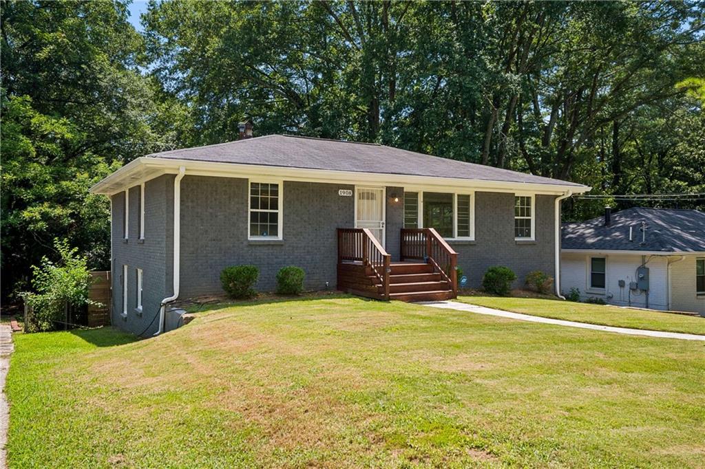 1908 Penelope Road Nw Property Photo 1