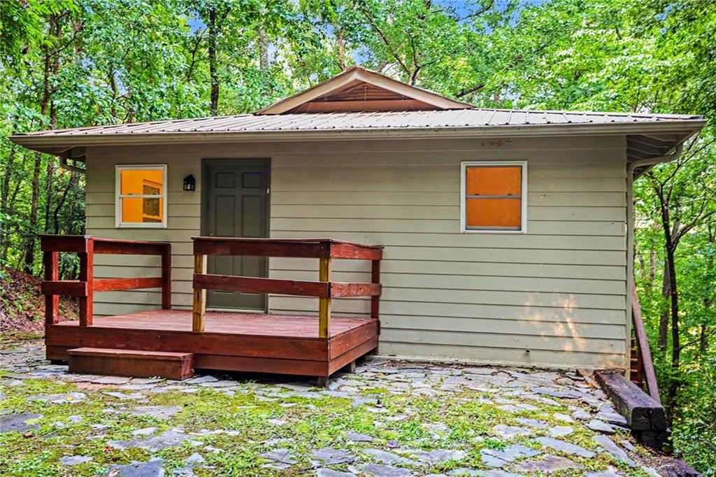 784 Beaver Lake Drive Property Photo 1